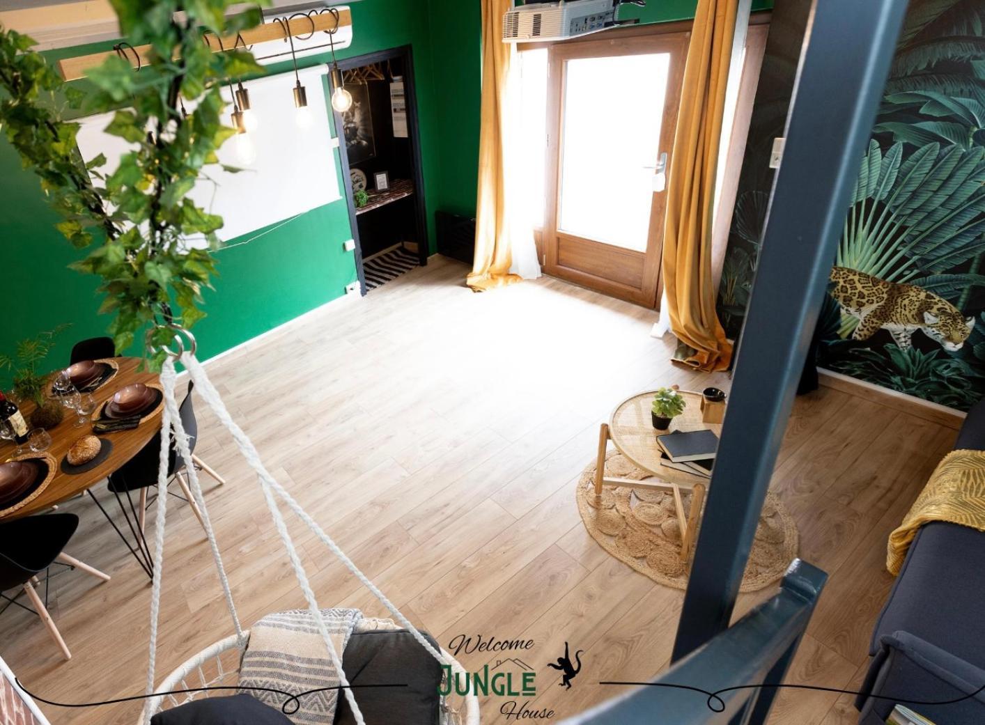 Maison "Jungle House" 90 M2 Billard, Retroprojecteur, Bar A Jeux , Vinyle, Wifi Fibre, Ideal Pro & Famille A Montbrison Exterior foto